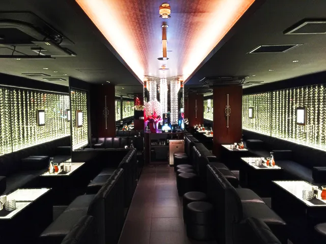 三宮ラウンジ Danke-ダンケ ギャラリー ボックス